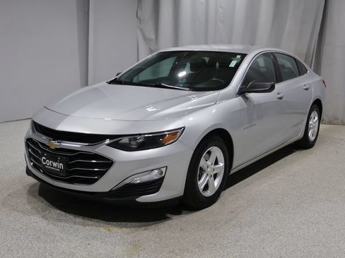 Used 2021 Chevrolet Malibu LS FWD image 6