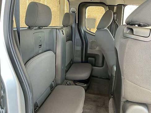 Used 2014 Nissan Frontier S w/ S Preferred Package RWD image 12