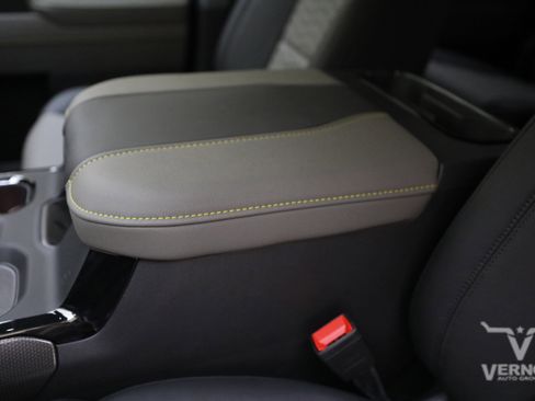 New 2026 Chevrolet Silverado 1500 ZR2 image 15