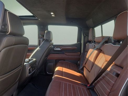 Used 2024 GMC Sierra 1500 Denali Ultimate image 13