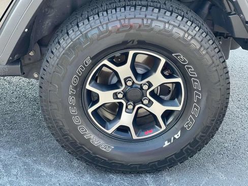 Used 2021 Jeep Wrangler Unlimited Rubicon AWD/4WD image 13