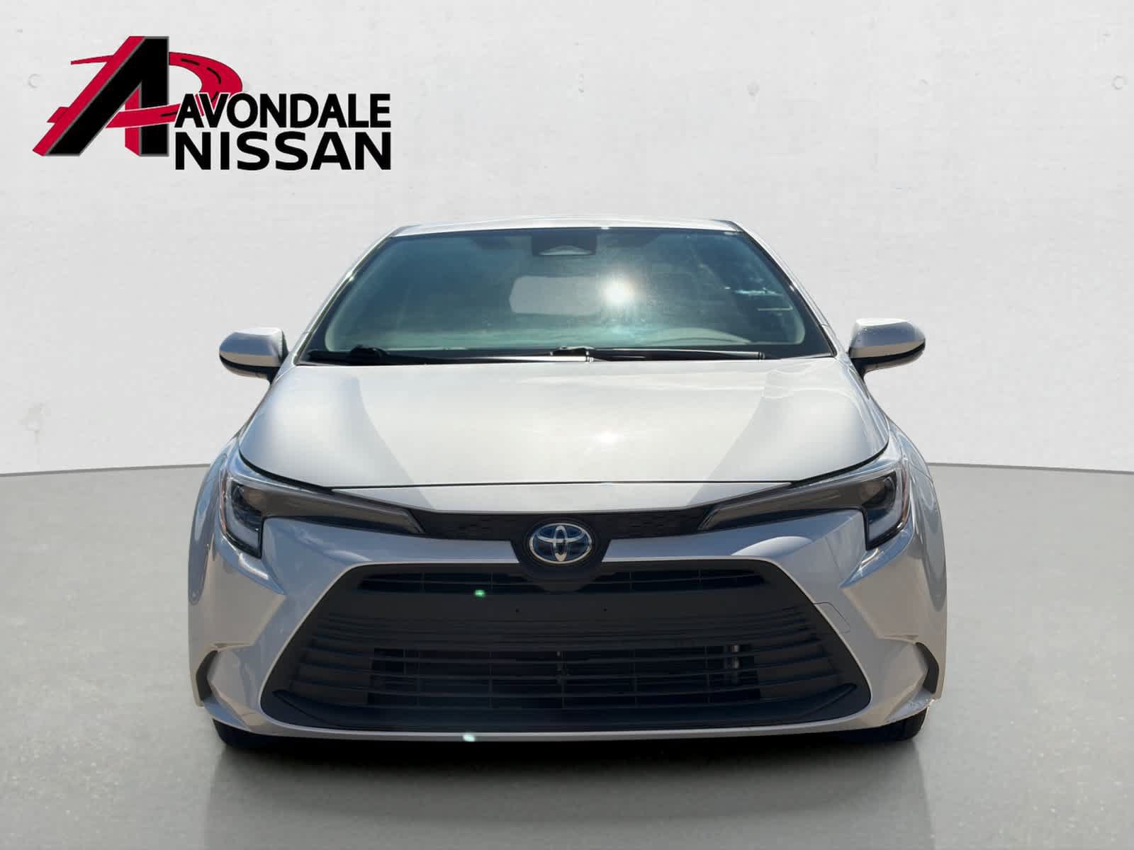 Used 2025 Toyota Corolla LE w/ Convenience Package FWD image 9