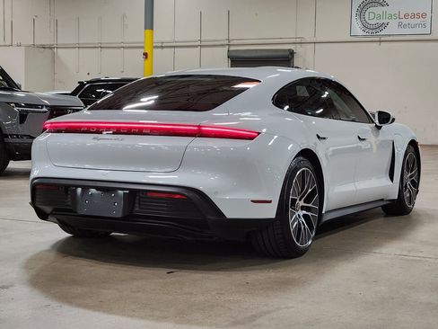 Used 2021 Porsche Taycan 4S AWD/4WD image 8