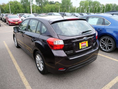 Used 2012 Subaru Impreza 2.0i Premium w/ All-Weather Pkg AWD/4WD image 5