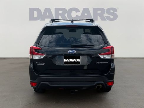 Used 2022 Subaru Forester Limited AWD/4WD image 6