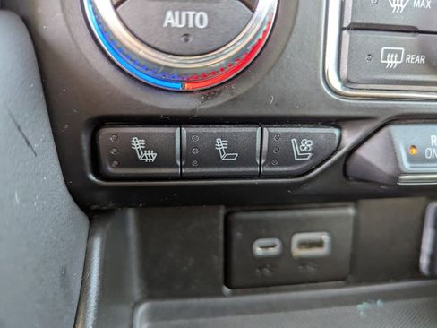 Used 2021 GMC Yukon AT4 w/ AT4 Premium Plus Package image 23