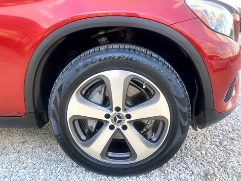 Used 2018 Mercedes-Benz GLC 300 4MATIC image 18