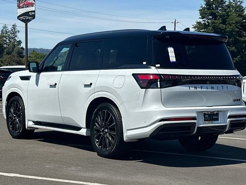 New 2026 INFINITI QX80 Autograph w/ Premium Cargo Package AWD/4WD image 3
