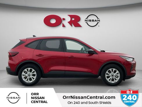 Used 2025 Ford Escape Active FWD image 4