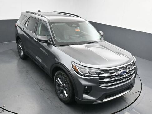 New 2026 Ford Explorer Active w/ Active Comfort Package image 14