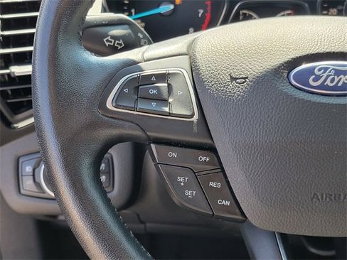 Used 2019 Ford Escape Titanium image 18