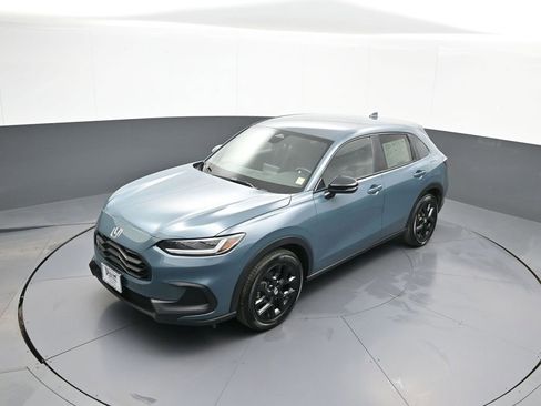 Certified 2024 Honda HR-V Sport image 32