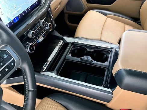 Used 2024 Ford F250 Lariat w/ Lariat Ultimate Package image 17