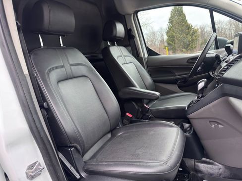 Used 2021 Ford Transit Connect XL image 30