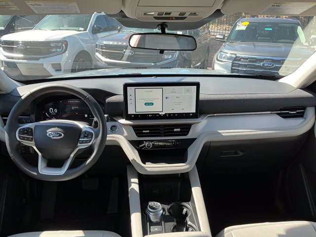 New 2026 Ford Explorer Active w/ Active Comfort Package AWD/4WD image 23