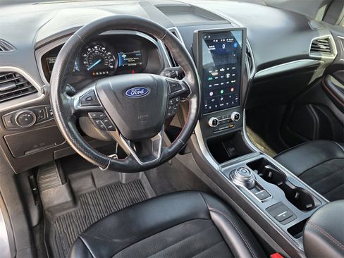 Used 2022 Ford Edge ST-Line image 10