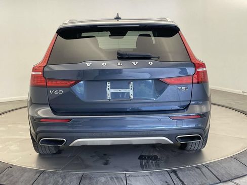 Used 2020 Volvo V60 T5 Cross Country AWD/4WD image 6