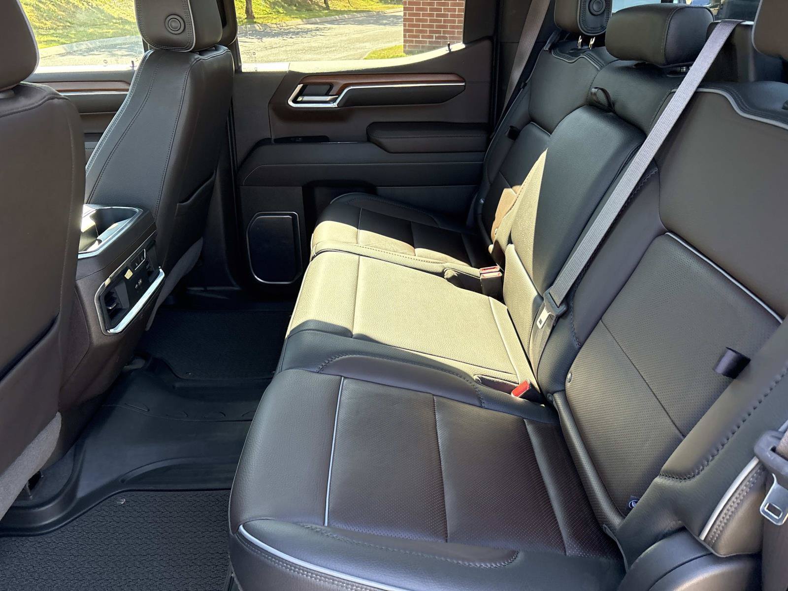 Used 2023 GMC Sierra 1500 Denali w/ Denali Reserve Package AWD/4WD image 32