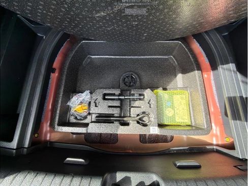 Used 2022 Kia Niro LXS image 22