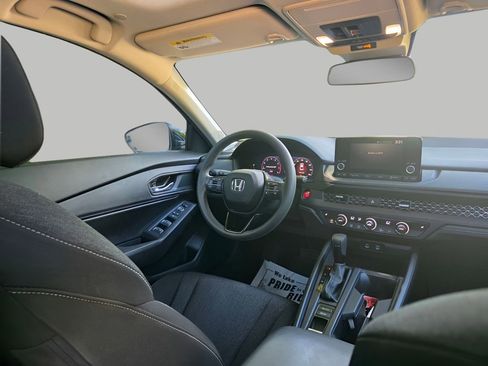 Used 2023 Honda Accord EX image 7