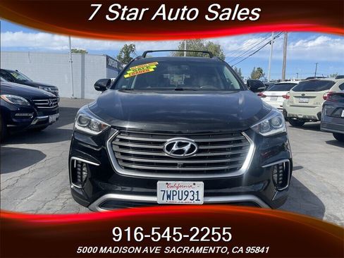 Used 2017 Hyundai Santa Fe Limited image 2