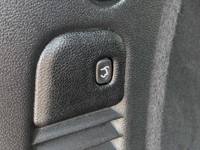 Used 2025 Dodge Durango GT w/ Blacktop Package RWD image 14