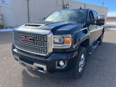 Used 2018 GMC Sierra 3500 Denali image 13
