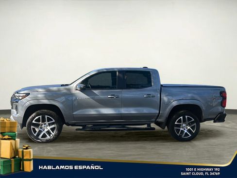 Used 2024 Chevrolet Colorado Z71 w/ Z71 Convenience Package 2 image 3