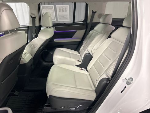 Used 2025 Hyundai Santa Fe Calligraphy image 22