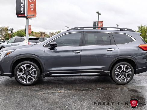 Used 2025 Subaru Ascent Touring AWD/4WD image 18