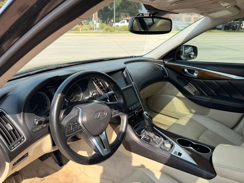 Used 2018 INFINITI Q50 Luxe RWD image 10