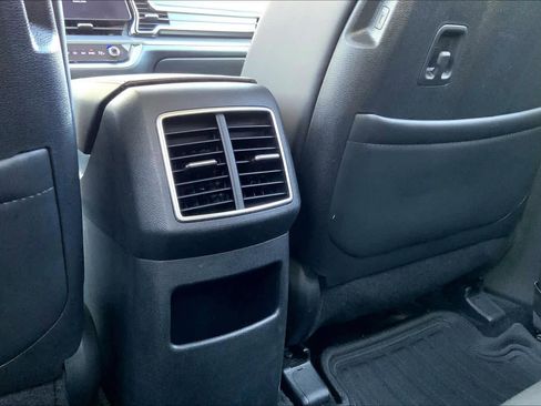 Used 2023 Kia Sportage SX Prestige image 35