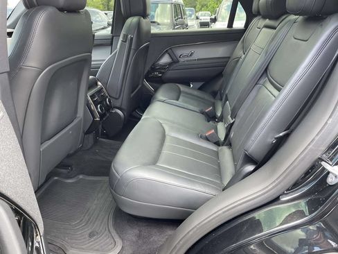 Used 2023 Land Rover Range Rover Sport SE AWD/4WD image 16