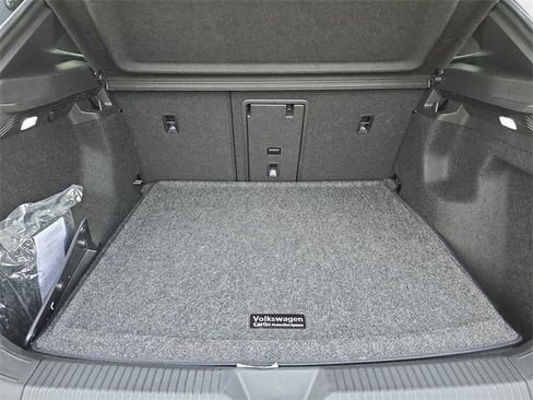 Used 2023 Volkswagen ID.4 Pro S image 15