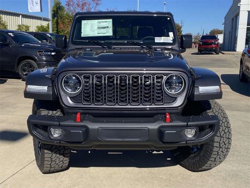 New 2025 Jeep Gladiator Rubicon image 29