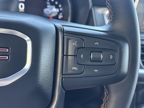 Used 2024 GMC Yukon AT4 w/ AT4 Premium Package AWD/4WD image 32