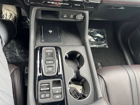 New 2026 Honda Pilot Black Edition image 18