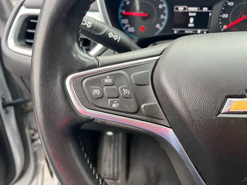 Used 2018 Chevrolet Equinox LT image 37