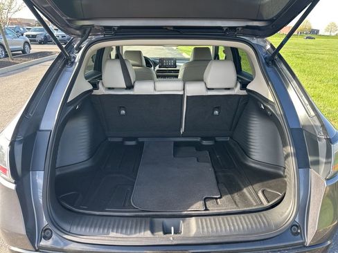 Used 2025 Honda HR-V EX-L image 11