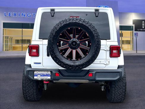 Used 2021 Jeep Wrangler Unlimited Rubicon AWD/4WD image 6