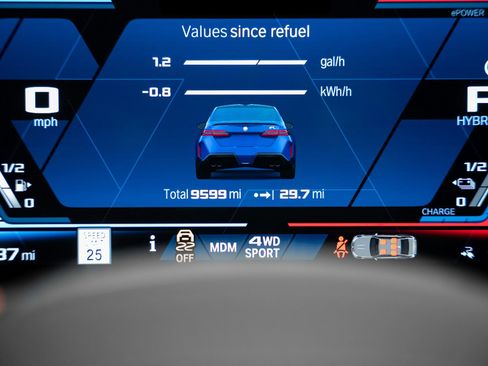 Used 2025 BMW M5 w/ Carbon Package image 52