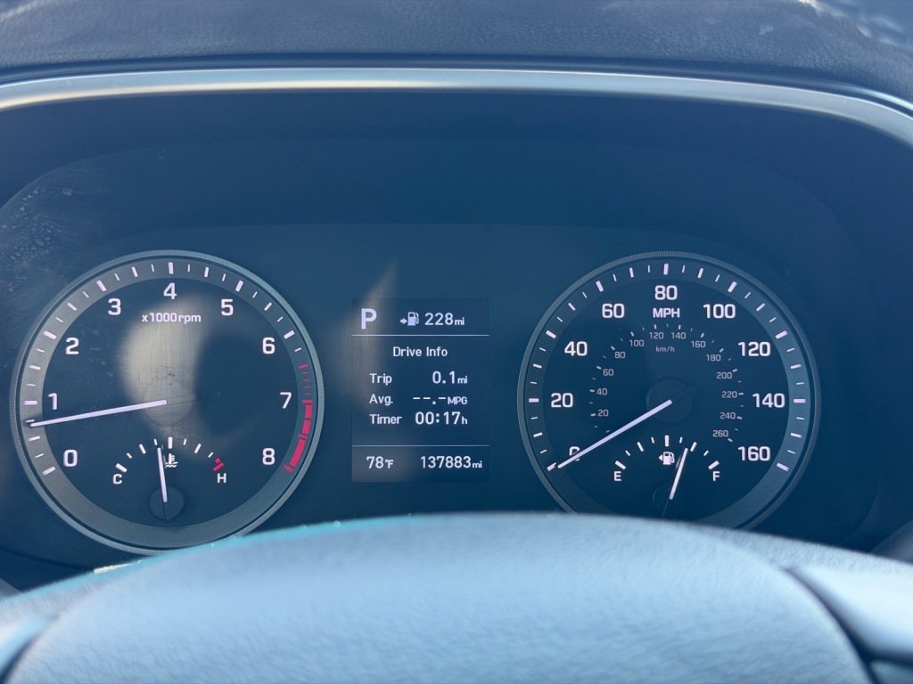 Used 2019 Hyundai Tucson Limited AWD/4WD image 13