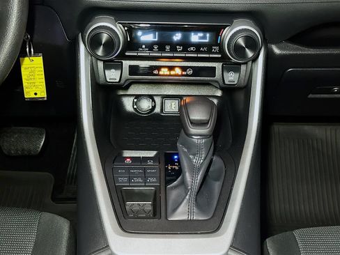 Certified 2024 Toyota RAV4 LE AWD/4WD image 14