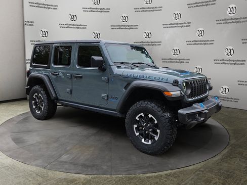 Used 2024 Jeep Wrangler Unlimited Rubicon 4xe image 7