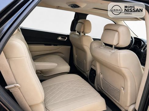 Used 2018 Dodge Durango Citadel w/ Technology Group AWD/4WD image 11