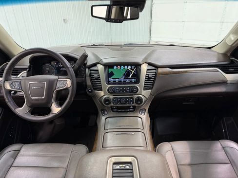 Used 2018 GMC Yukon XL Denali w/ Denali Ultimate Package image 13