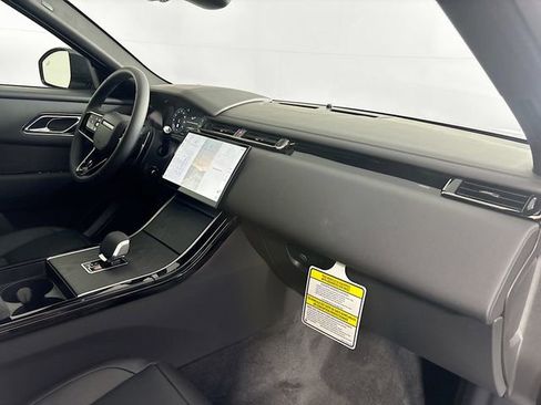 New 2026 Land Rover Range Rover Velar Dynamic SE image 27