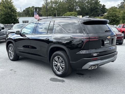 New 2026 Chevrolet Traverse LT image 7