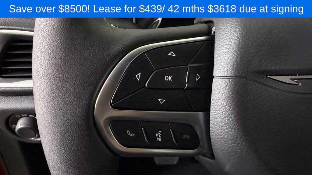 New 2027 Chrysler Pacifica Select FWD image 17
