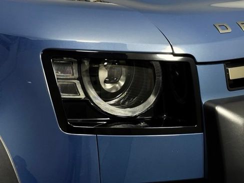 Used 2022 Land Rover Defender 90 X-Dynamic S AWD/4WD image 15